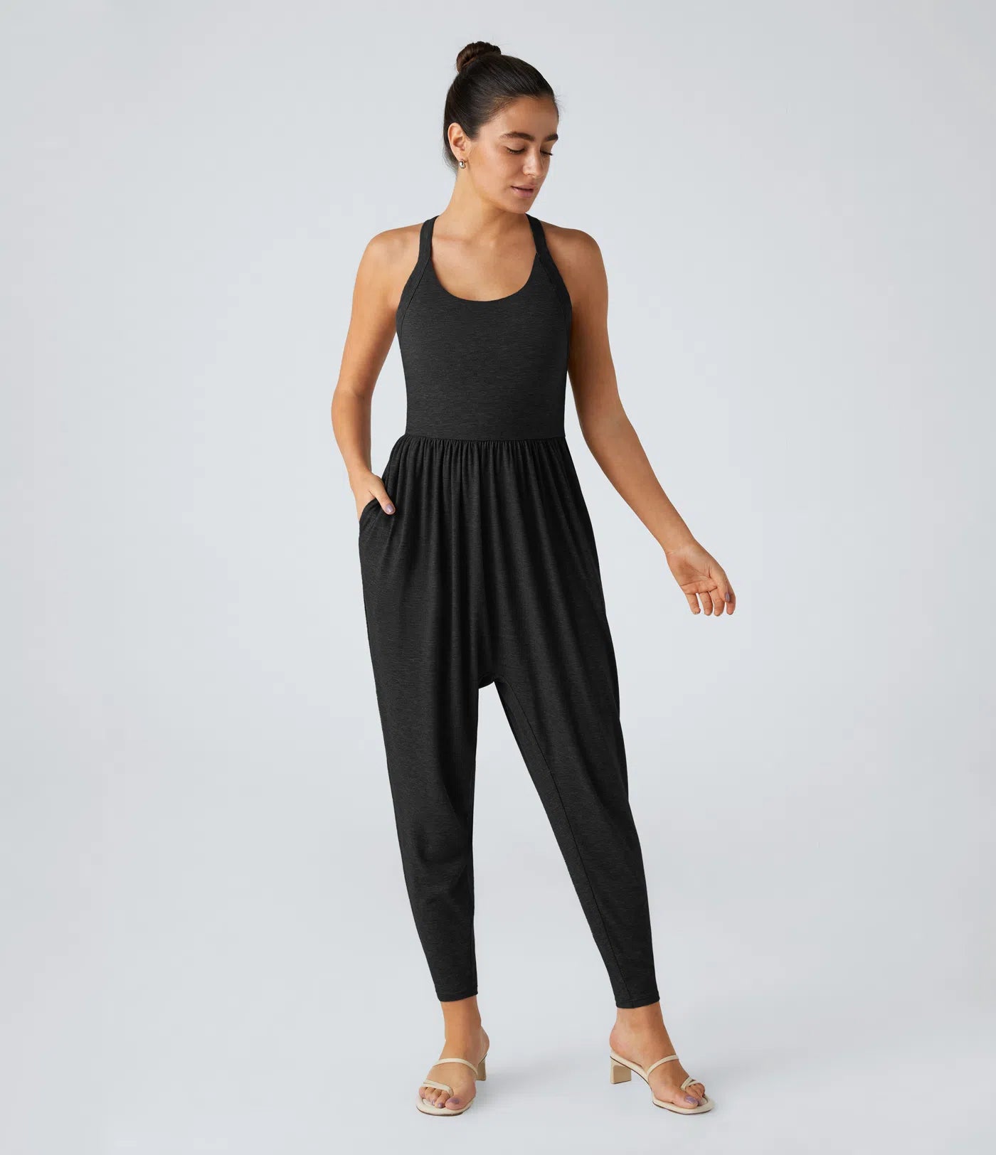 Backless Twisted U Neck Side Pocket Harem Casual Jumpsuit